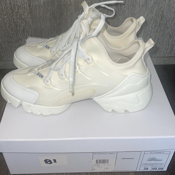 Dior D-Connect Sneaker - Picture 4 of 9